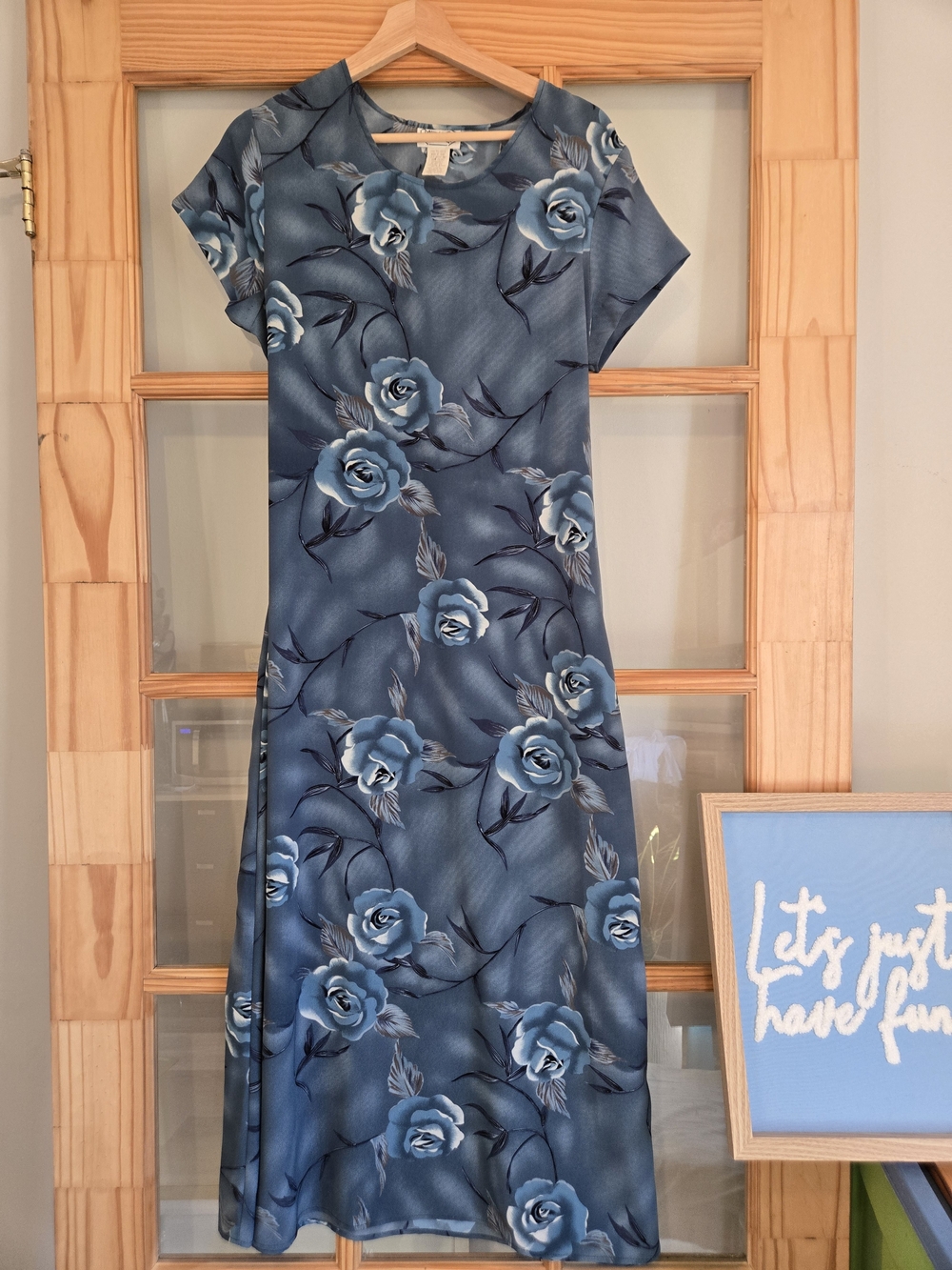 Blue Floral Short-Sleeve Midi Dress